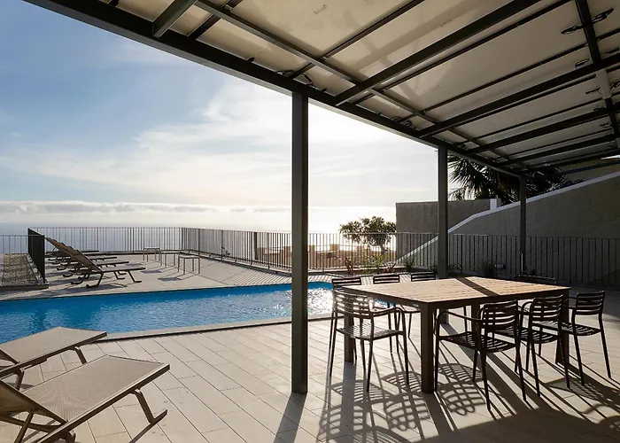 Marco 4 Seasons- Summer Arco da Calheta (Madeira)